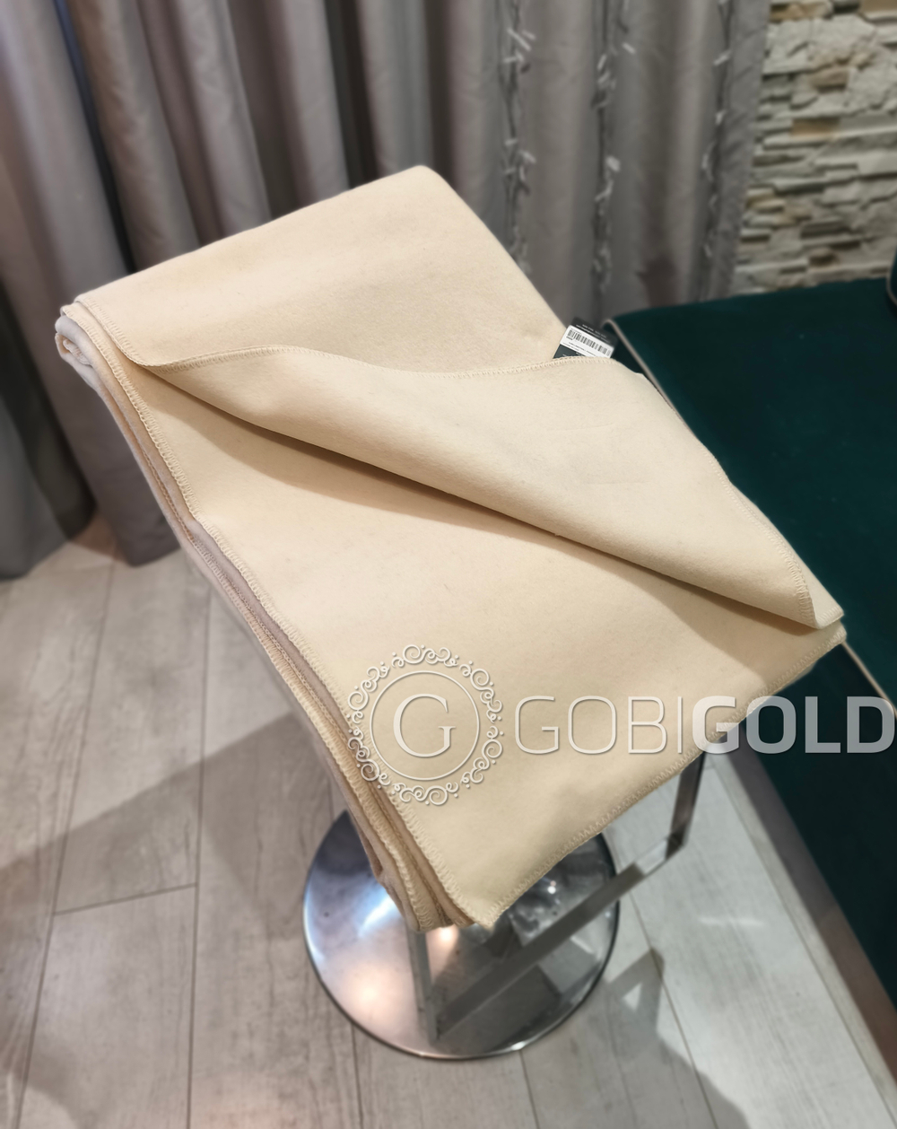 Одеяло тканое из 100% верблюжьей шерсти 150х200 см. (GOBI SUN) - белое (утяжеленное)