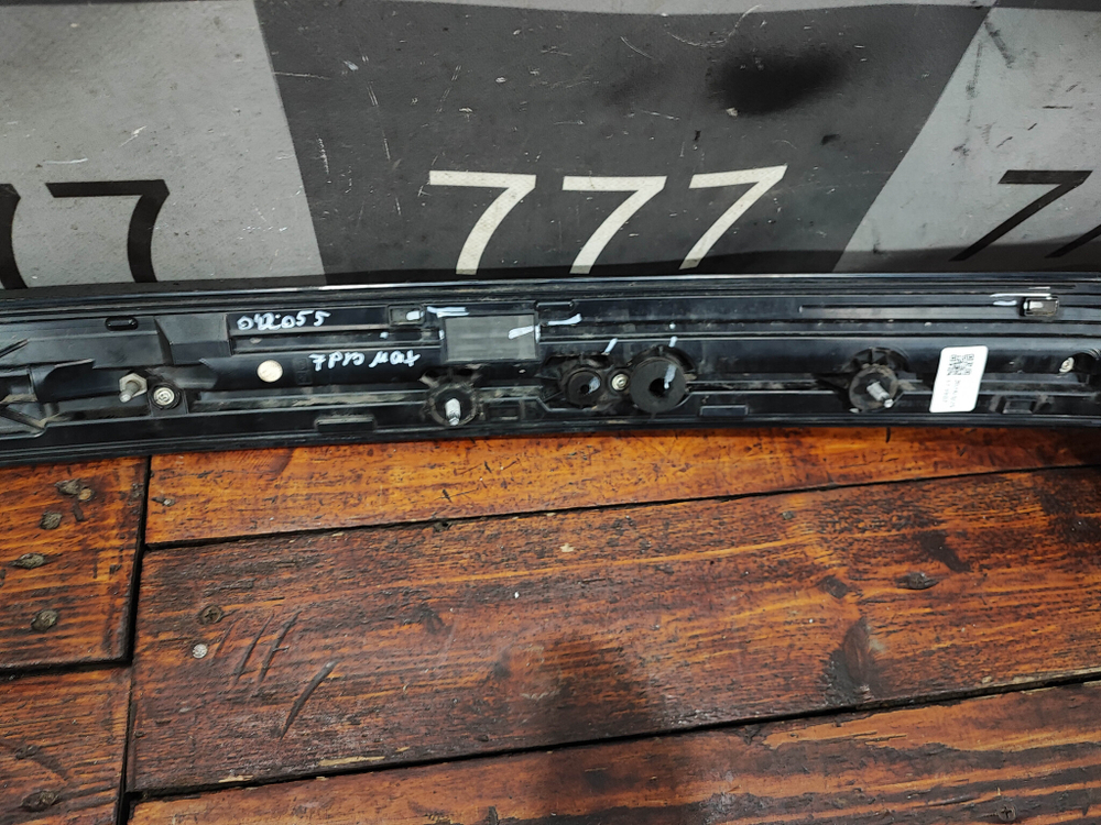 Фонарь задний центральный Chery Tiggo 7 Pro Max 24-нв Б/У Оригинал 605000654AA