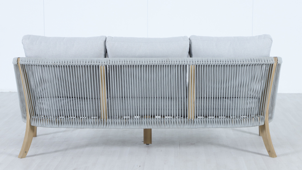 Диван деревянный трехместный Tagliamento Veneto, светлый тик, серый