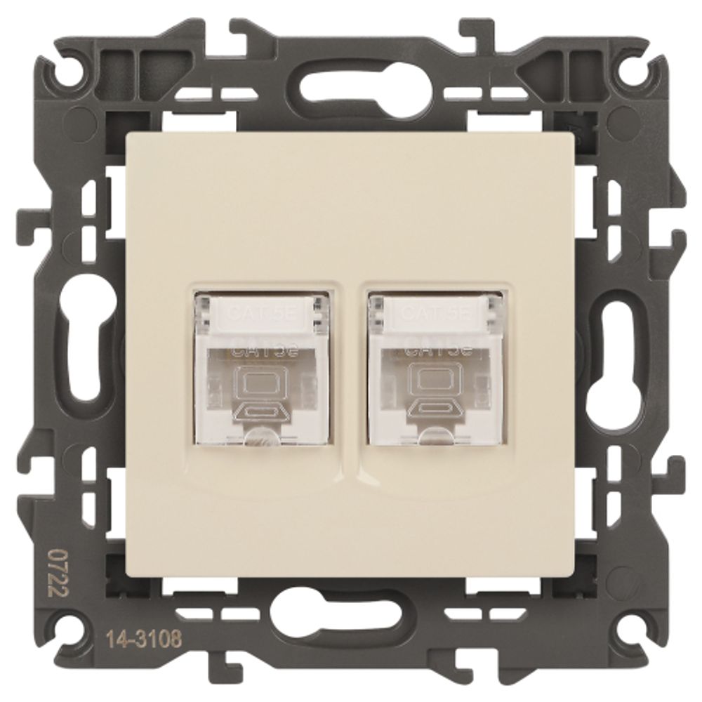 Розетка ЭРА Elegance 14-3108-02 информационная двойная 2хRJ45 IP20 слоновая кость