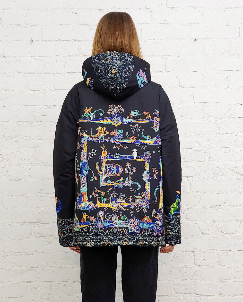 Двусторонняя куртка "Лабиринт", по мотивам средневековых буквиц и фантастических существ со страниц Псалтыри Латрелла