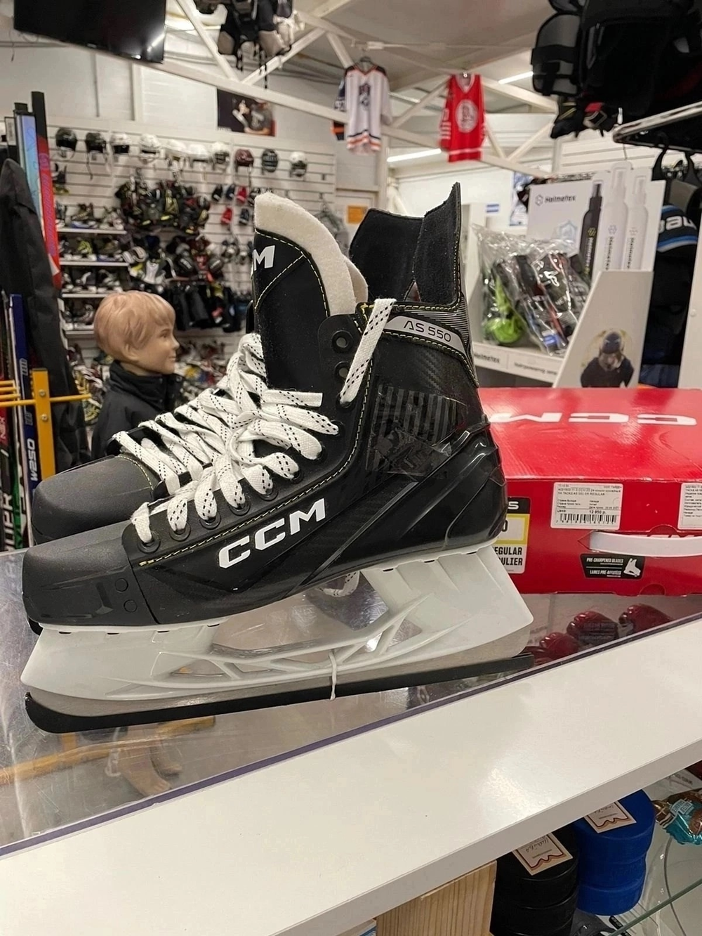 CCM TACKS AS550 YTH 10R (EUR 28)