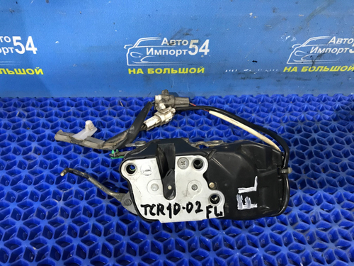 Замок двери передней левой TOYOTA ESTIMA 1999