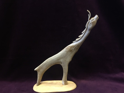 Олень. Миниатюра из кости, сувенир.