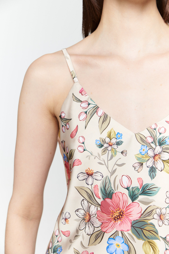 Шелковый топ с цветами