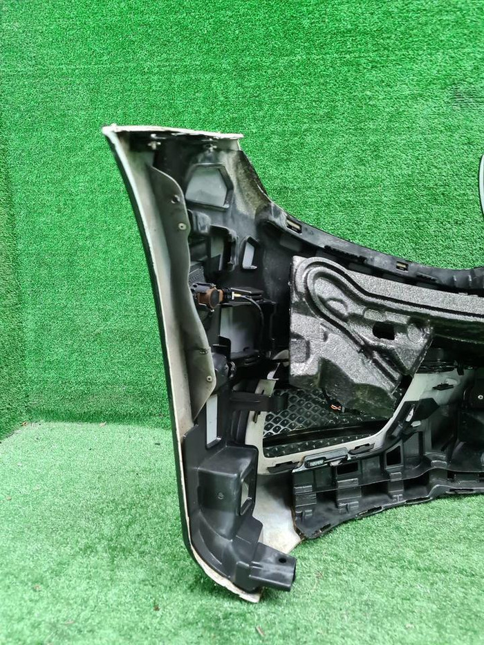 Бампер передний Mercedes E W213 16-21 AMG В сборе