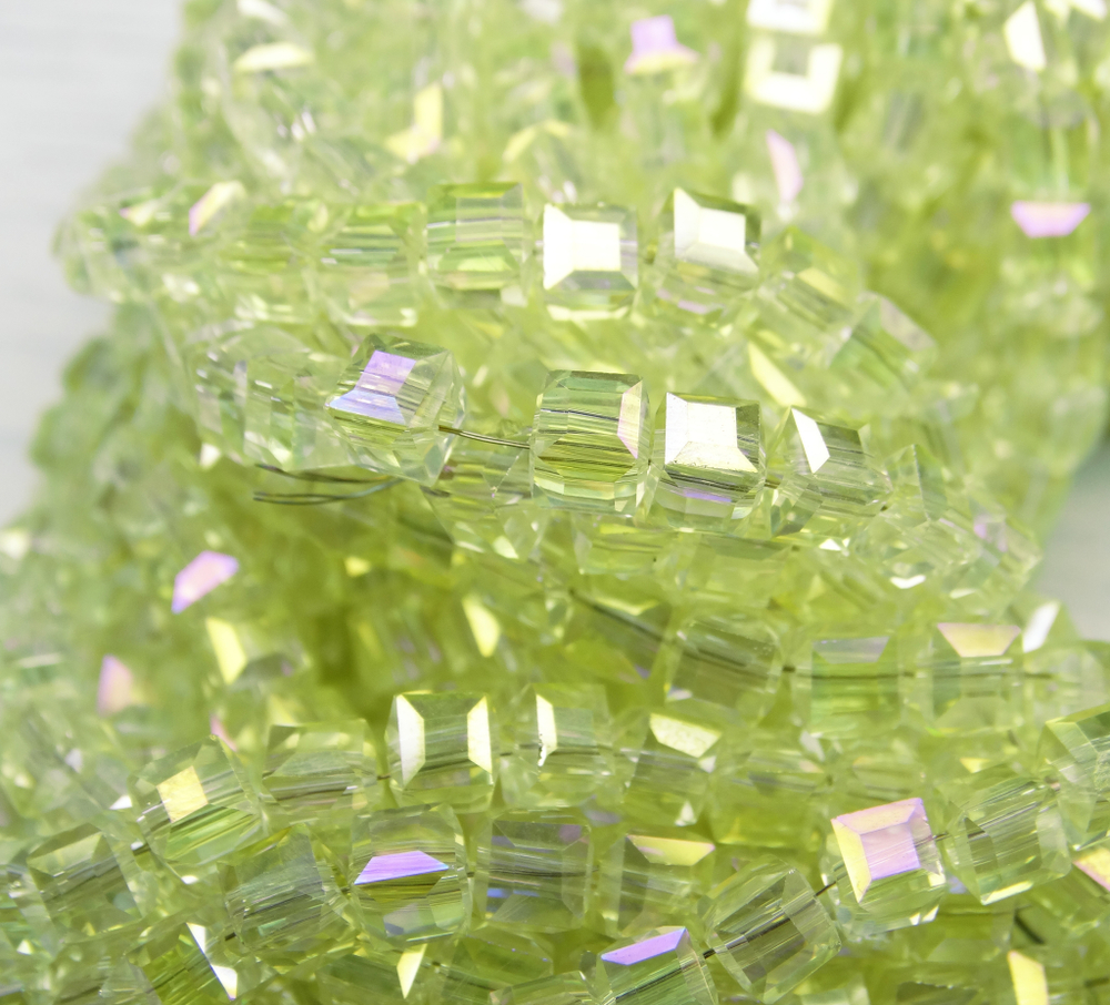 БВ004ДС4 Хрустальные бусины квадратные, цвет: лимонный AB прозрачный, размер 4 мм, кол-во: 44-45 шт.