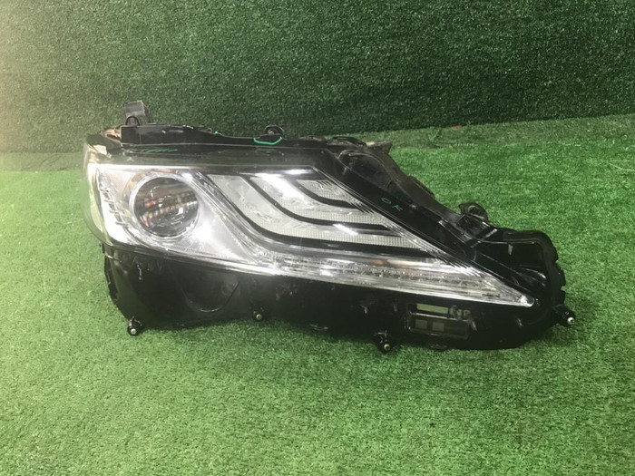 Фара Комплект Toyota Camry xv70 17-21 LED В сборе
