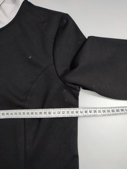 Платье Sela с манжетами 48 размер