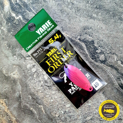 Блесна YARIE 711 First Order 5.4g #A9 Signal Pink