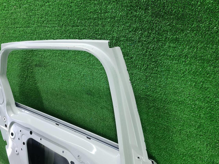 Дверь задняя левая Jaguar F-Pace (2016-н.в.)