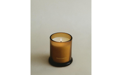 Zara Home Свеча ароматическая Palo Santo 150 г, растительный воск, аромат восточный древесный, Коричневый