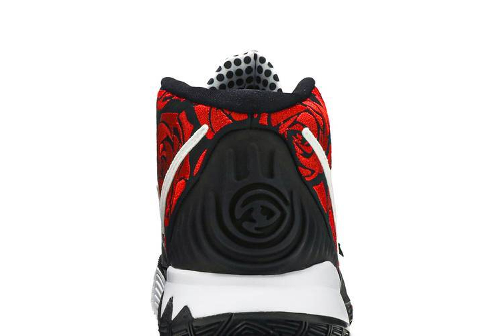 Кроссовки Sneaker Room X Nike Kyrie 6 Mom