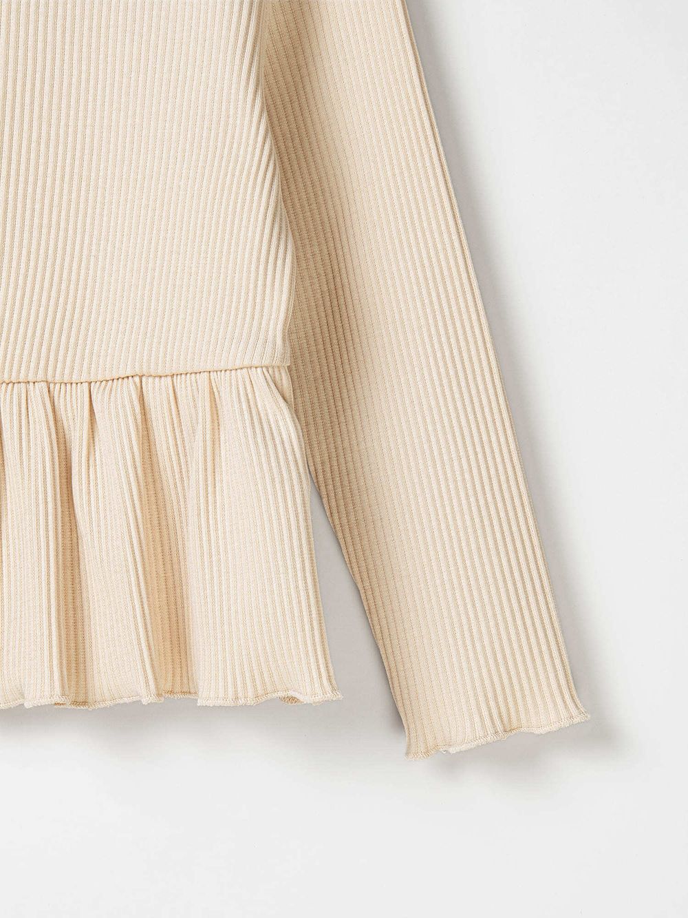 Лонгслив с баской "Крем-брюле" в рубчик