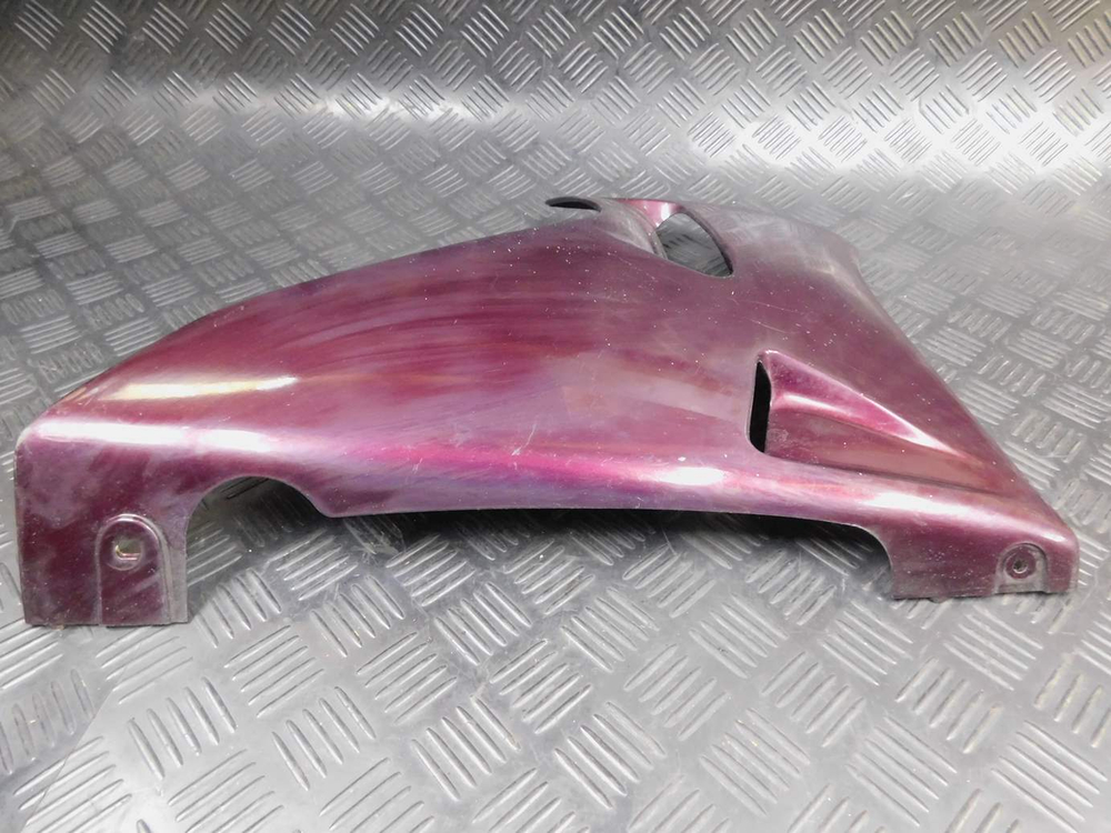 Пластик нижний правый Kawasaki ZZR 400 98 053064