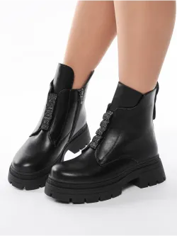 Зимние ботинки на высокой платформе