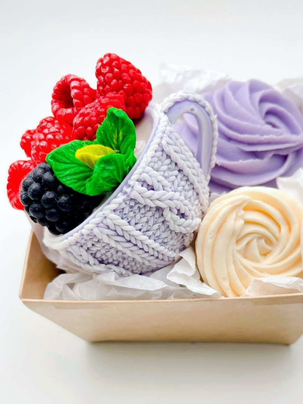 Набор мыла «Чашка с ягодами, вайлет»