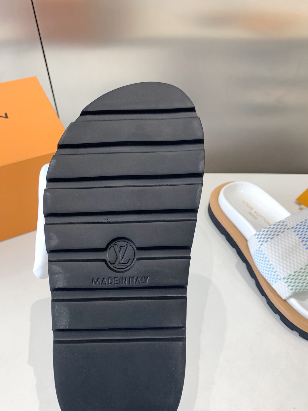 Louis Vuitton Pool Pillow Flat Comfort Mule