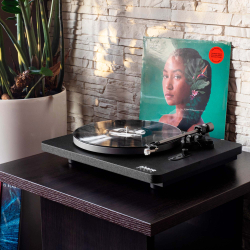 Виниловый проигрыватель Phaze Audio Diana Valkyrian Red