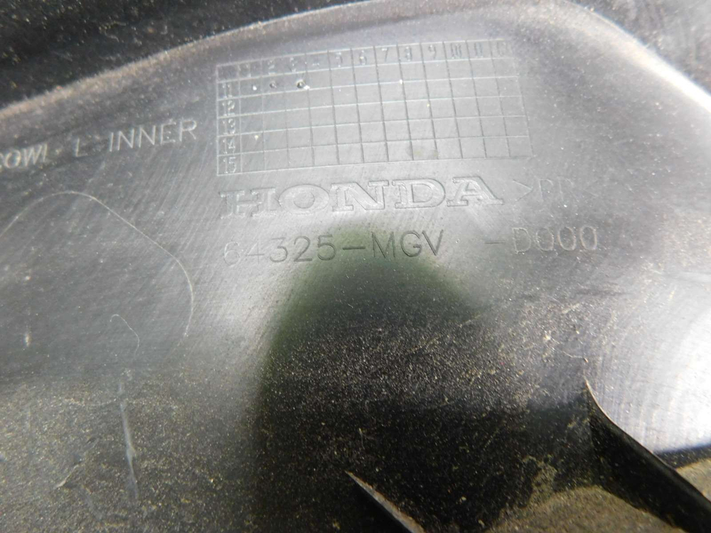 Пластик внутренний левый Honda CBR600F 64325-MGV-D000 035224
