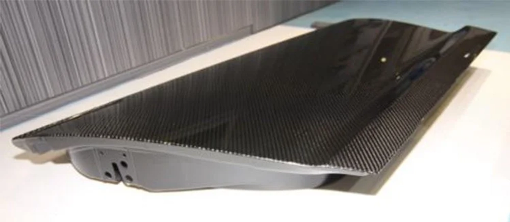 Карбоновые двери для Nissan GT-R R35 Ниссан тюнинг обвес