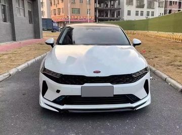 Накладка на передний бампер Kia K5 2020-2025 белая