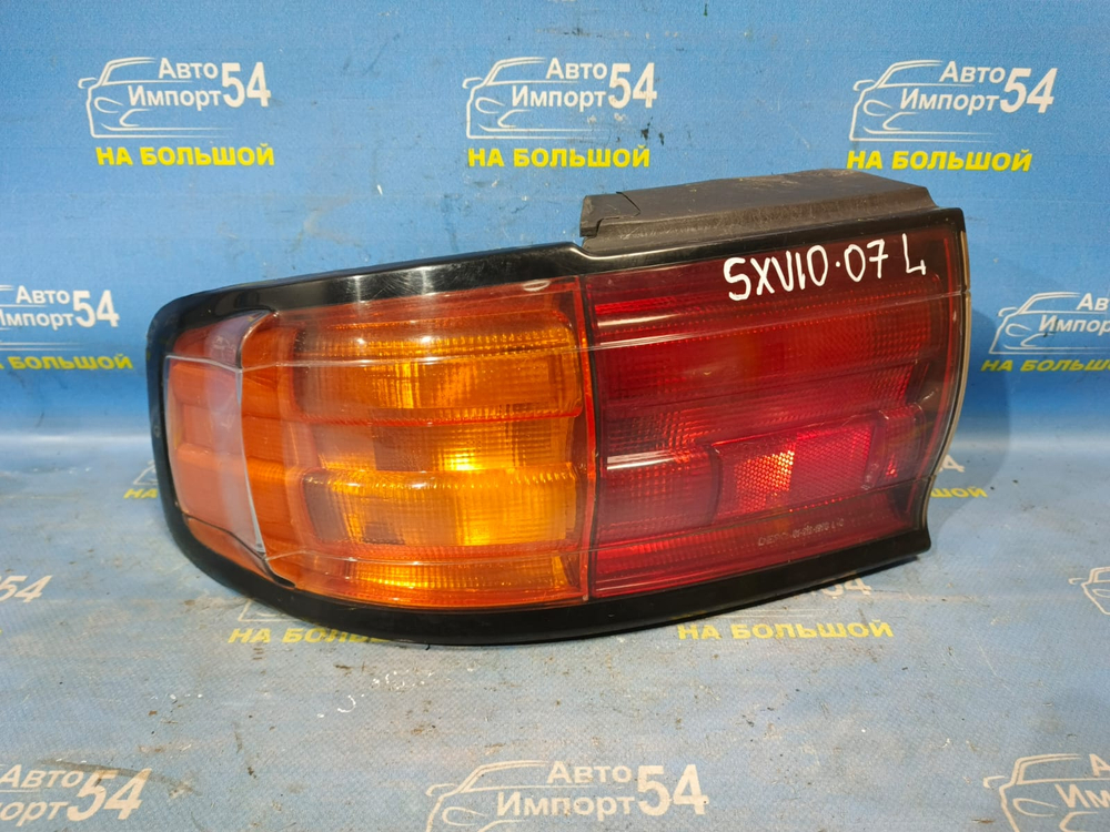 Стоп левый TOYOTA CAMRY 1996