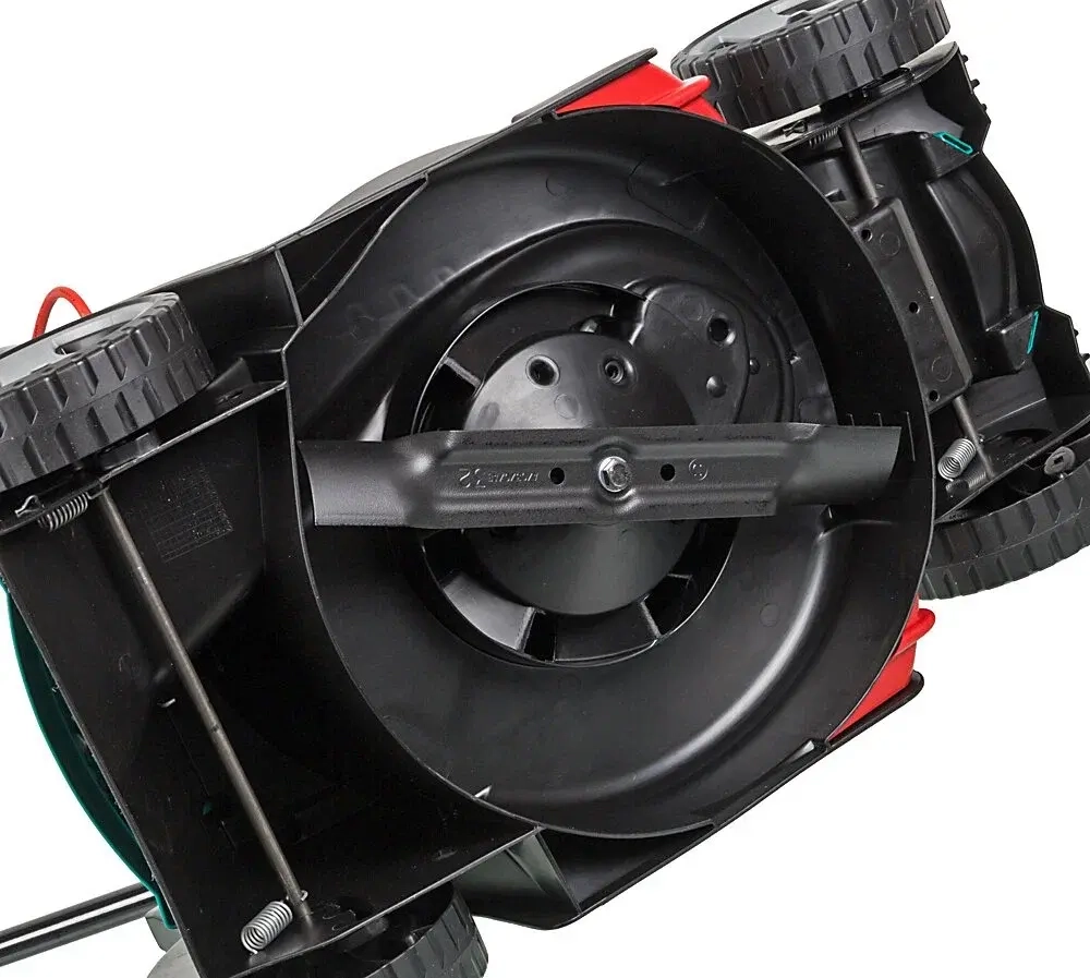 Газонокосилка Bosch Rotak 32