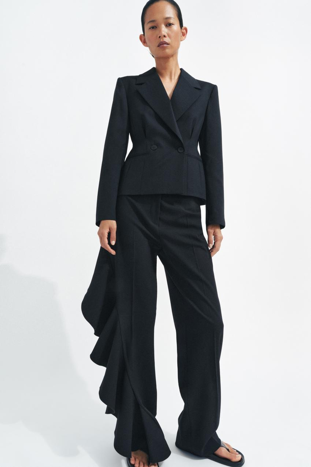 ZARA ПРИТАЛЕННЫЙ БЛЕЙЗЕР ИЗ СМЕСОВОЙ ШЕРСТИ — ZW COLLECTION, ЧЕРНЫЙ