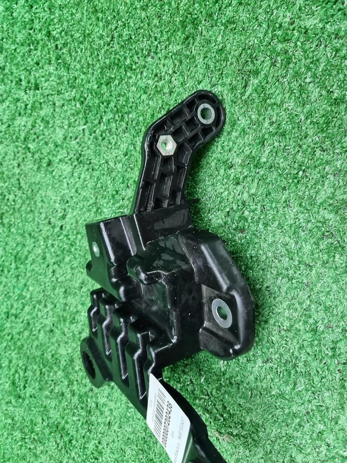 Площадка АКБ Land-Rover Discovery Sport (19-нв)