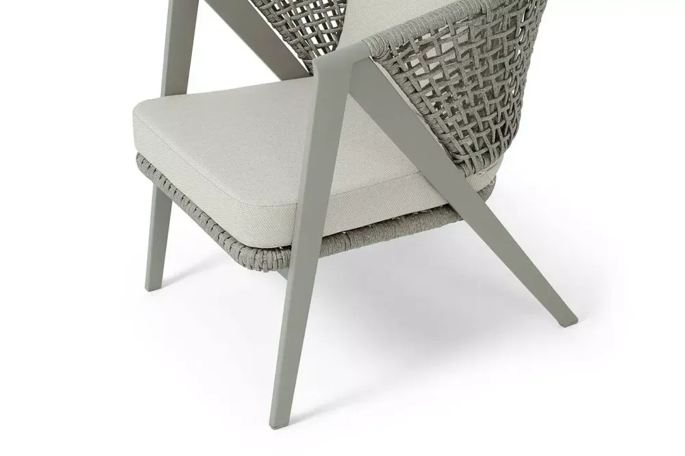 "Амстердам" кресло плетеное из роупа, каркас алюминий, роуп серый круглый, ткань бежевая