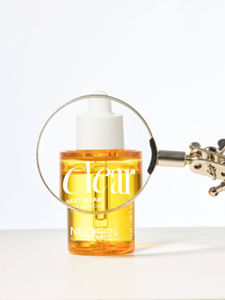 Сыворотка осветляющая NEOGEN DERMALOGY NEXT CLEAR SPOT SOLUTION с витамином C, глутатионом, ниацинамидом и пептидами 32 мл