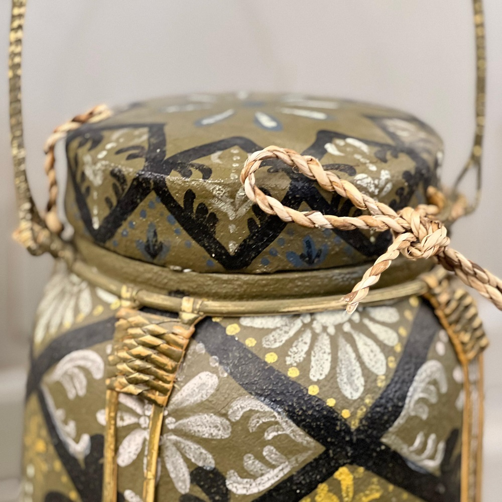 Ваза с крышкой 40 см