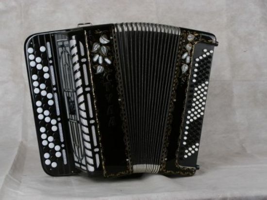 Баян ученический ТУЛЬСКАЯ ГАРМОНЬ БН 39