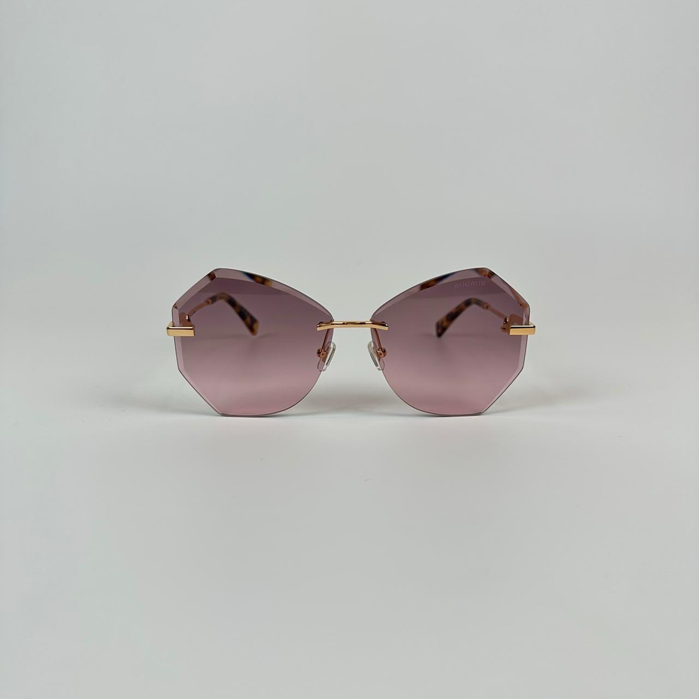 Солнцезащитные очки Miu Miu