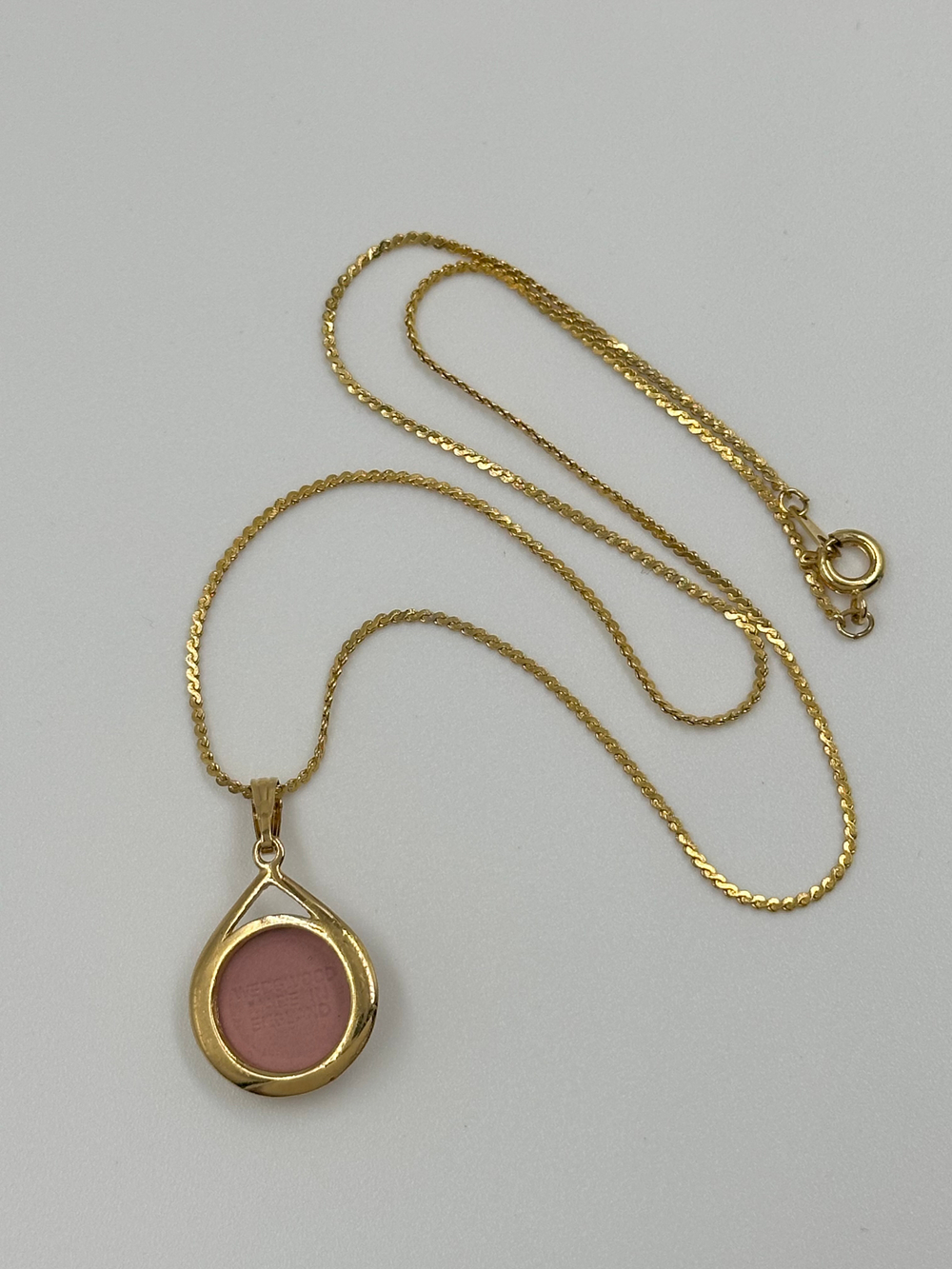 Кулон Wedgwood розовый
