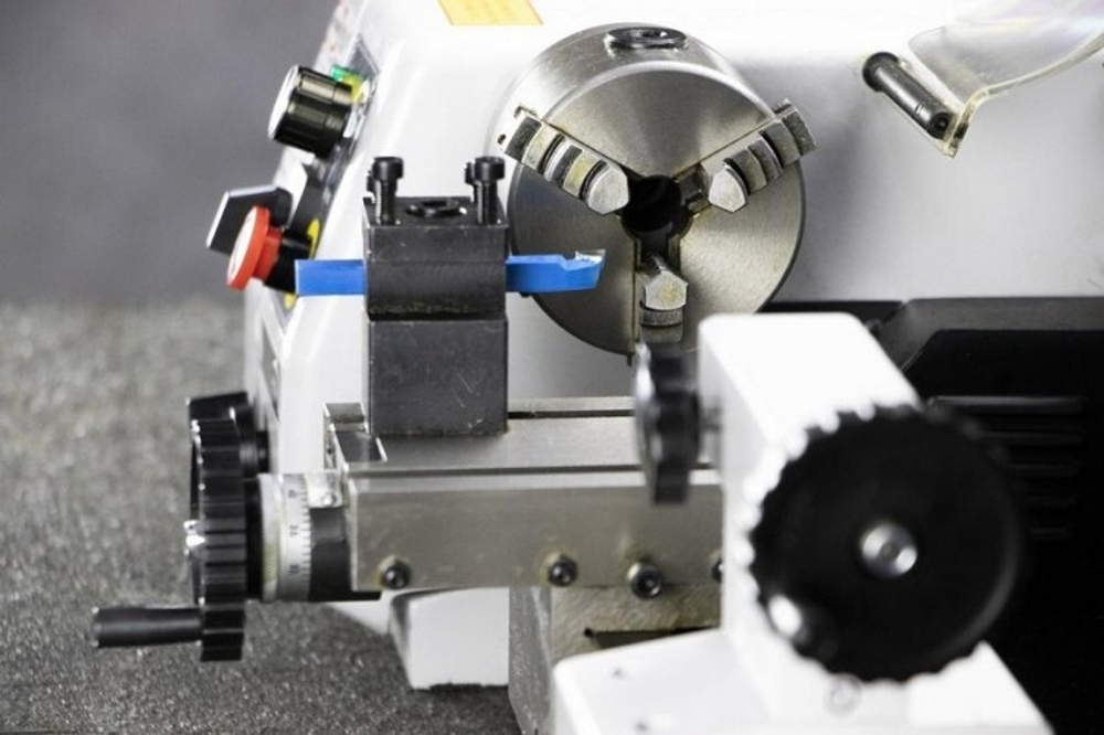 Станок токарный PROMA SM-250E 25000021