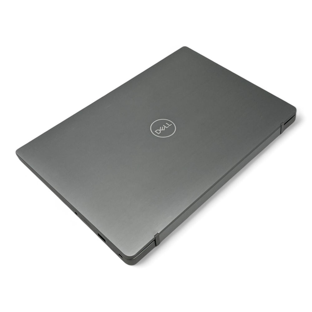 Latitude 7400