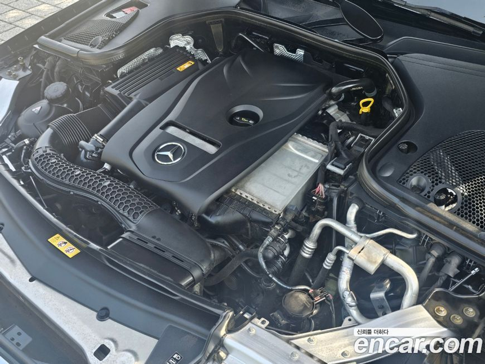 Mercedes-Benz E-Class W213 E300 4MATIC Exclusive (09.2019)