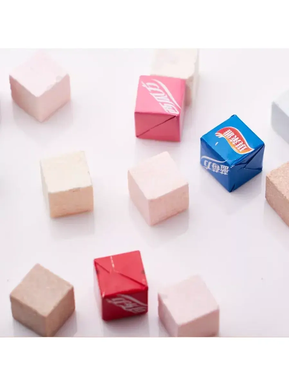 Жевательные конфеты Кубики со вкусом Черники 540 г