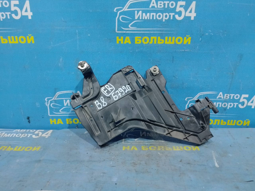 Планка под фару правая AUDI A4 2008-2012