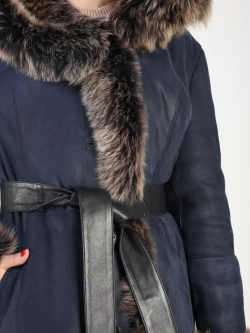 Дубленка зимняя натуральная с капюшоном длинная и теплая