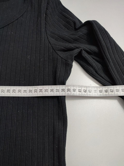 Джемпер Uniqlo базовый 44 размер