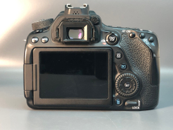 Canon 80D, 106.000 кадров пробега