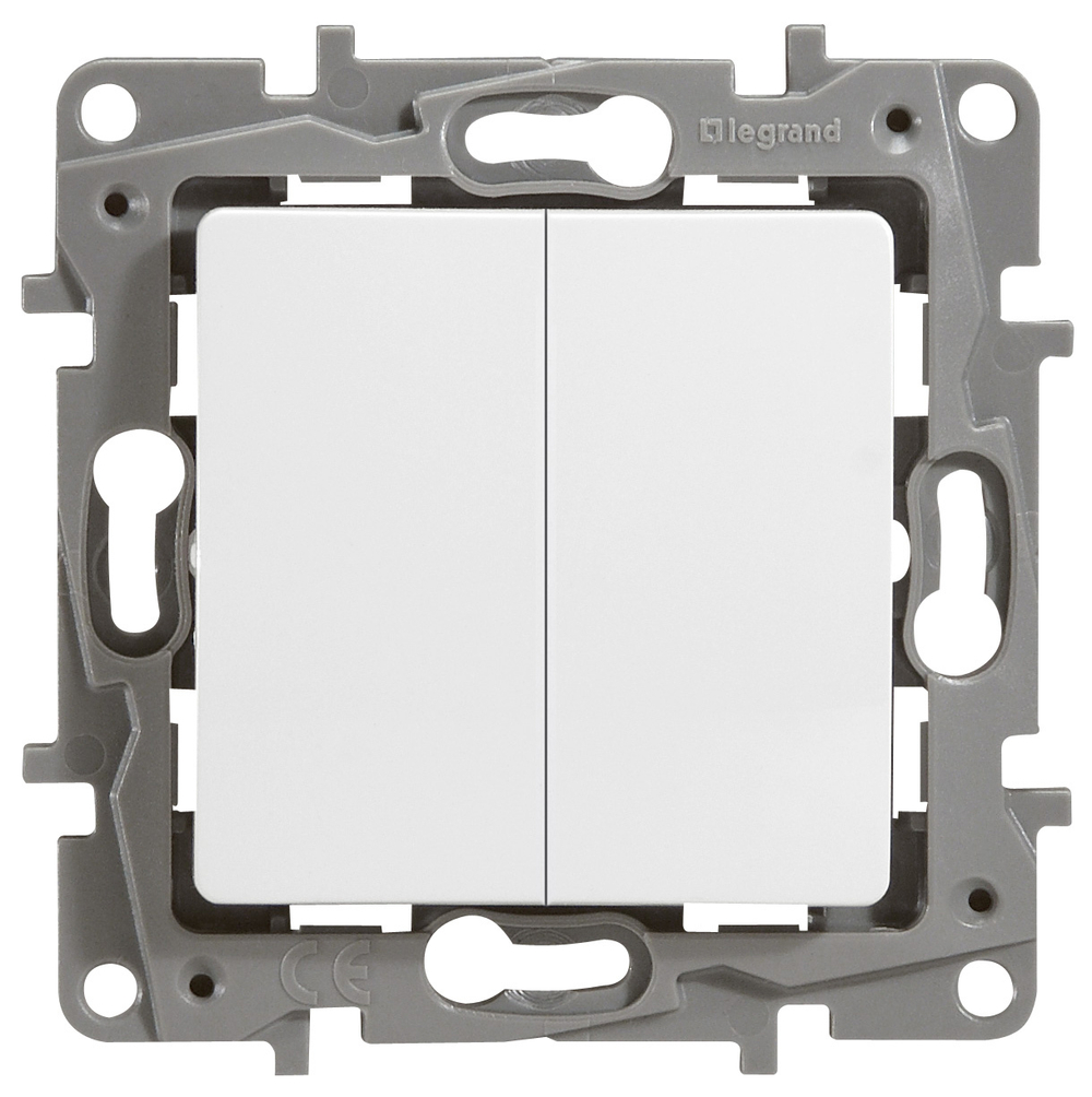 Переключатель 2х-клавишный 10A 250В белый ETIKA Legrand