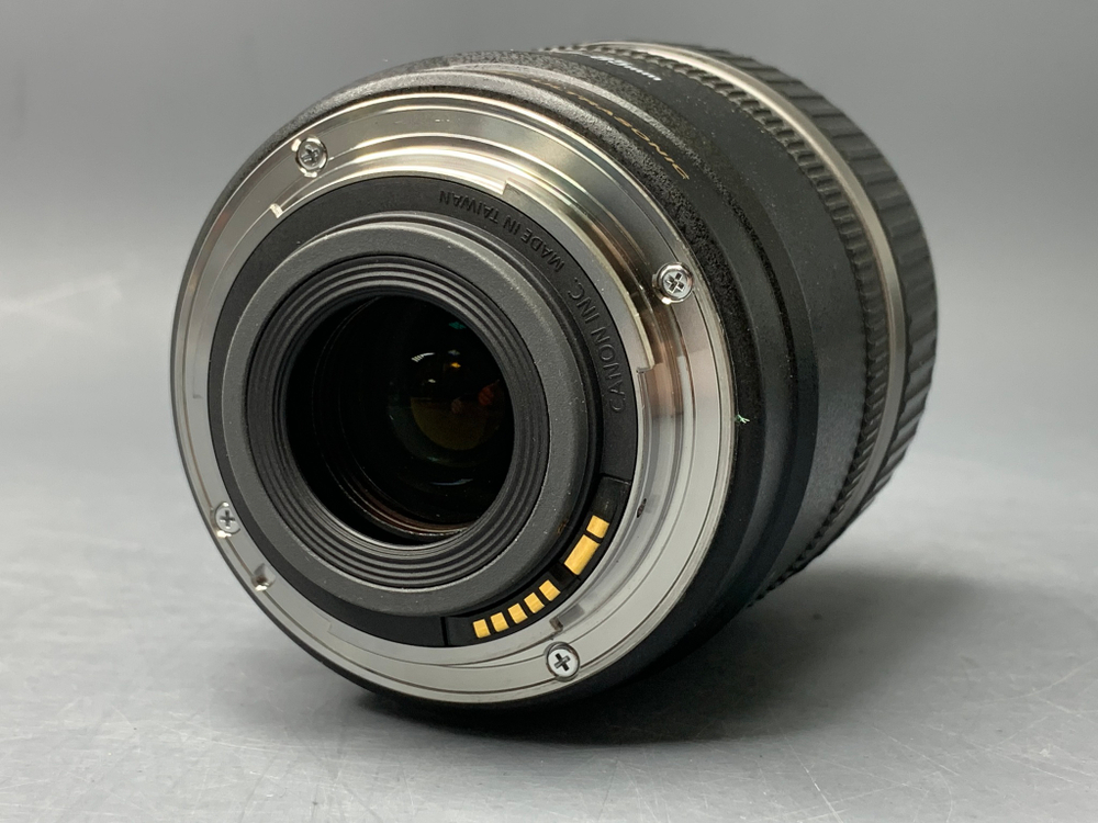 Canon EF-S 17-85mm 4-5.6 IS USM