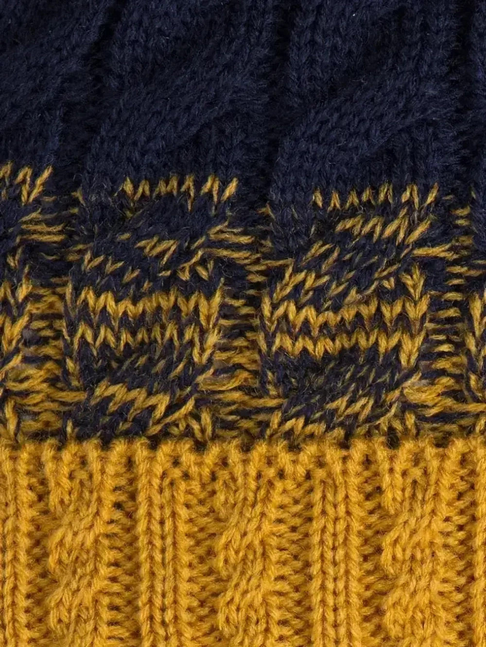 Шапка вязаная для мальчика на завязках и снуд