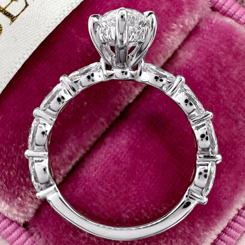 Кольцо с бриллиантами Маркиз 3 ct