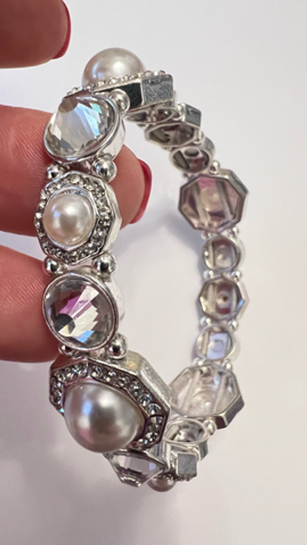 Браслет Napier с кристаллами и жемчугом