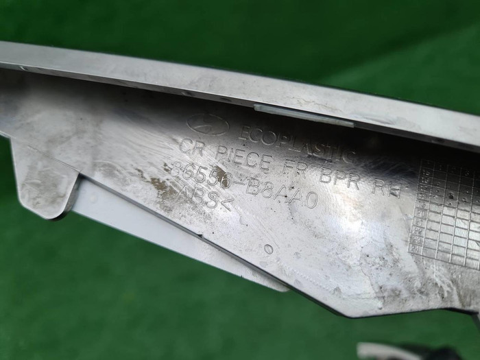 Молдинг бампера Hyundai Grand Santa Fe 3 (15-18)